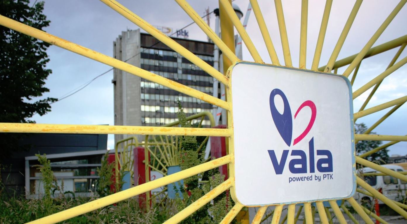 Rreth 150 punëtorë të Telekomit marrin paga pa shkuar fare në punë, ftohet prokuroria të nis hetimet