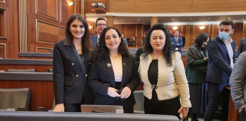“Merri deputetët dhe ejani në LDK”, Marigona Geci tregon reagimin e presidentes Osmani pas kësaj kërkese
