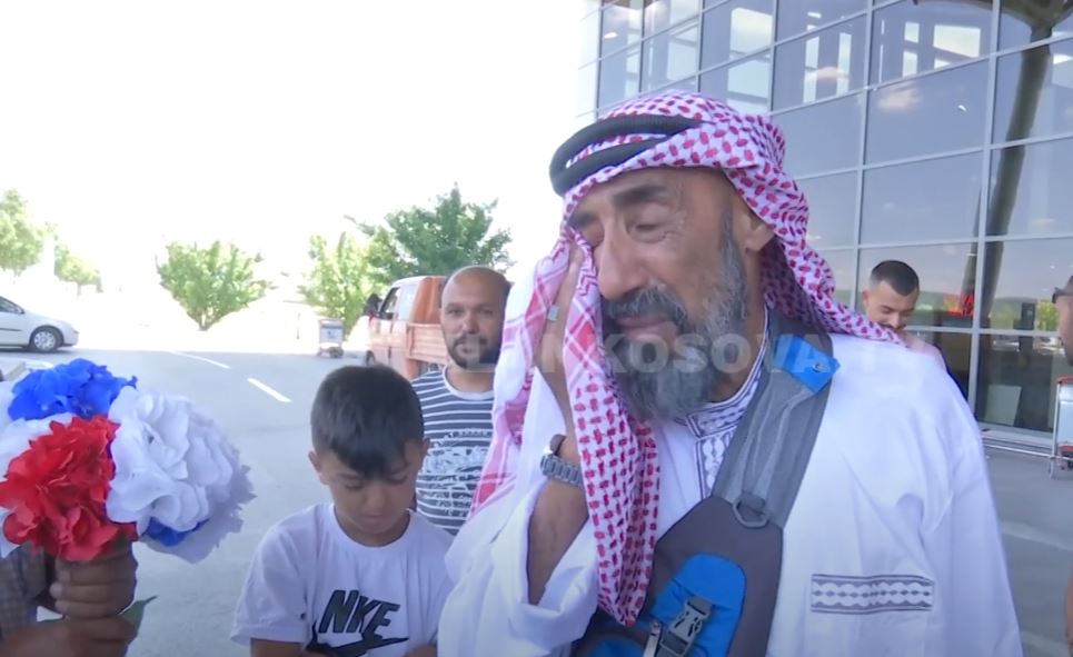 Haxhilerët kthehen nga Meka si ‘arab’