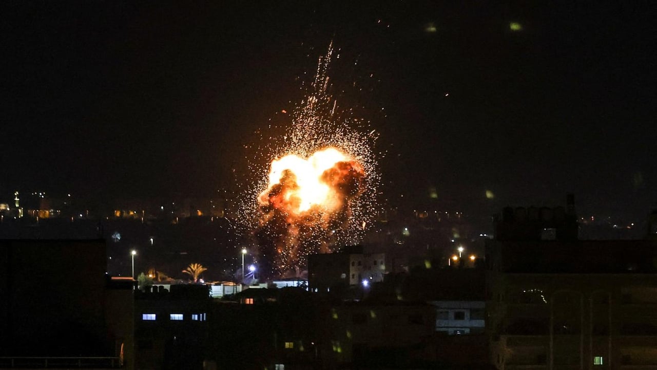 Konflikti Izrael – Palestinë, sulme ajrore pas mësymjes në Rripin e Gazës