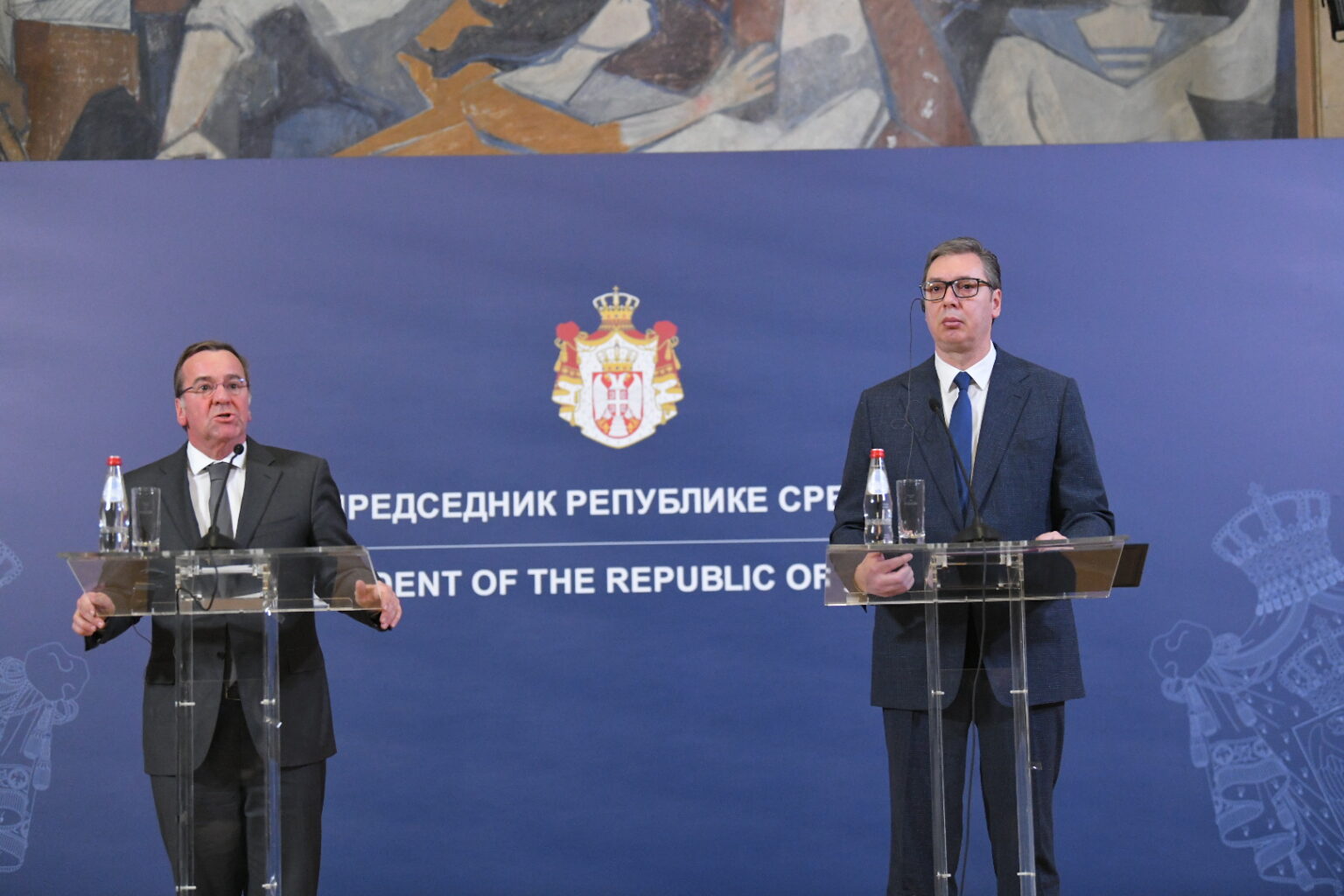Raportohet për tensione në konferencën e ministrit gjerman në Beograd, pyetet për armatosjen e Kosovës