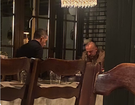 Marko Gjuriq e konfirmon takimin pasi iu publikua fotografia me terroristin Milan Radojiçiq: Nuk e fsheh e as nuk kam turp