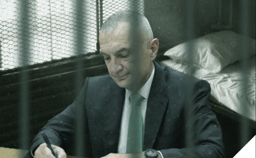 Ilir Meta mbërrin në SPAK, nis marrja në pyetje e ish-Presidentit nga prokurorët