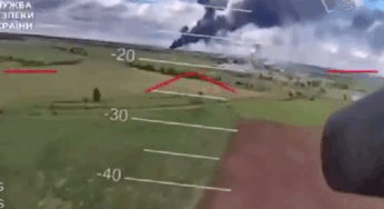 Ukrainasit publikojnë pamje të reja të sulmit kundër bombarduesve rus